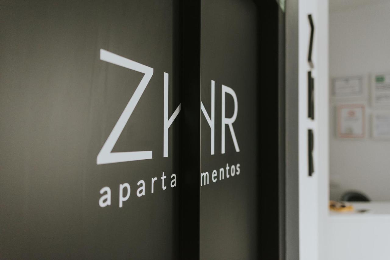 Apartamentos Zhr Захара де лос Атунес Екстериор снимка